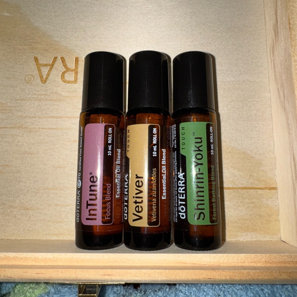 Doterra Roller grounding bundle- vetiver, shinrin-yoku, intune - Picture 2 of 3